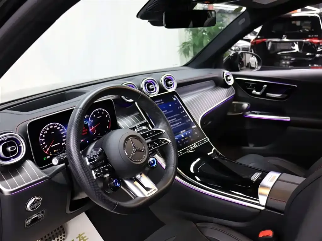 Mercedes-Benz GLC AMG — фото 5