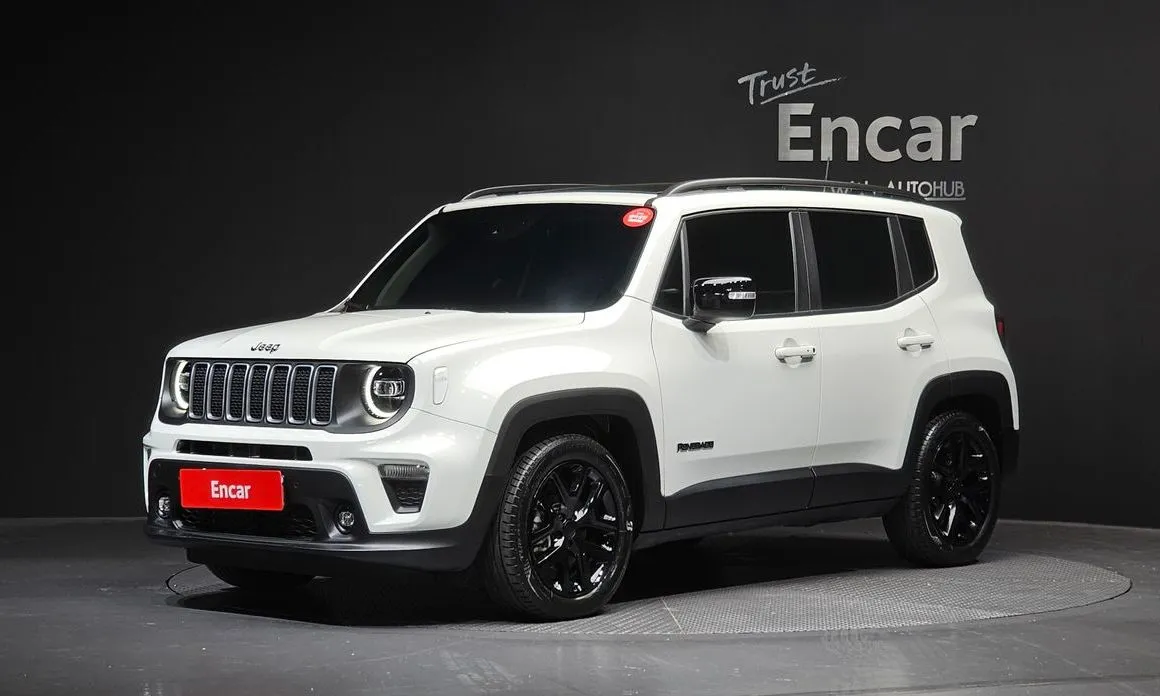 Jeep Renegade — фото 1