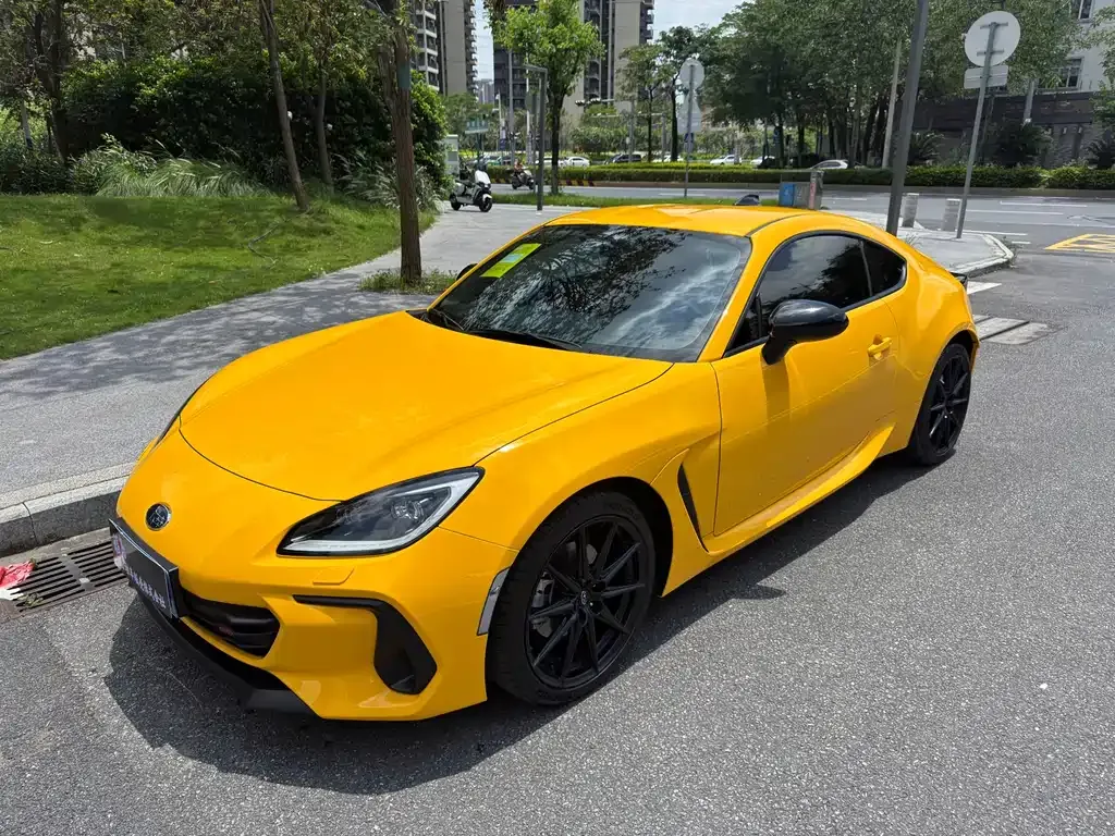 Subaru BRZ — фото 1