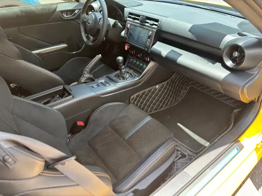 Subaru BRZ — фото 4