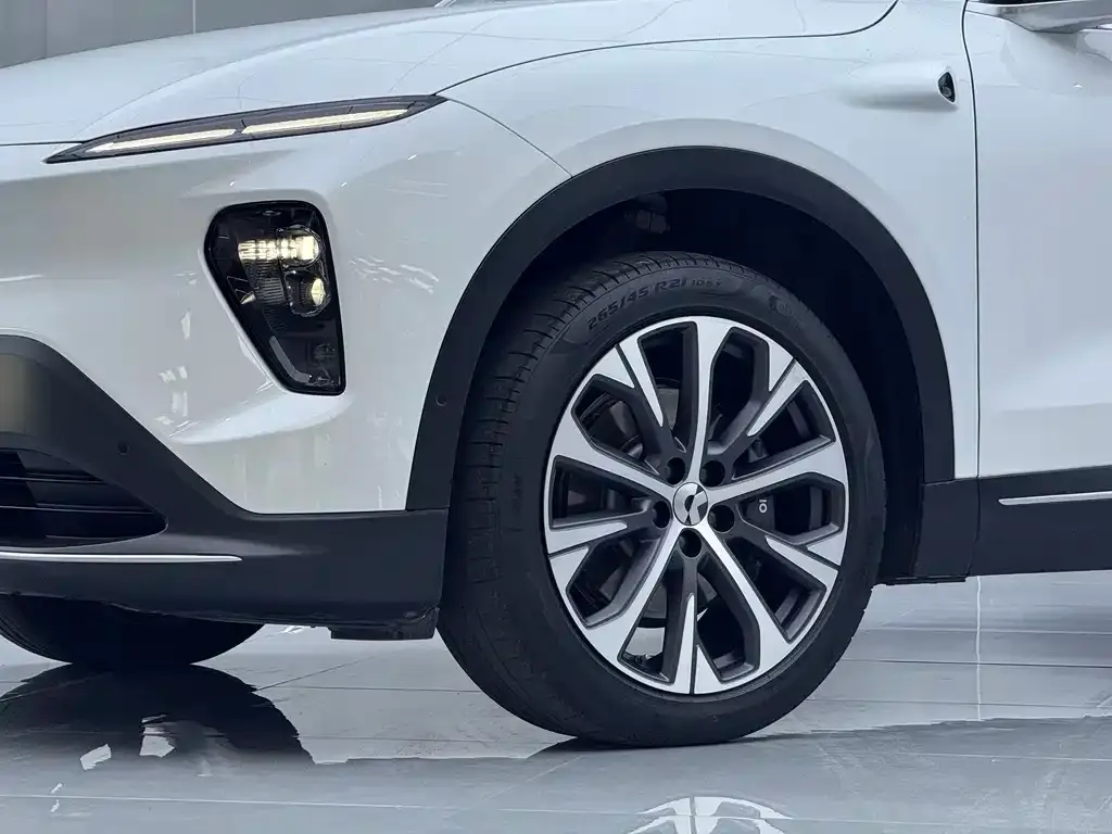 NIO EC7 — фото 9