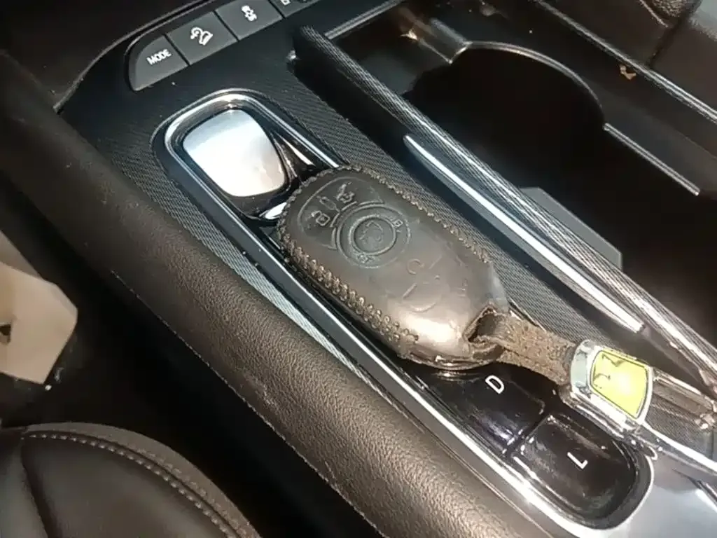 Buick Enclave — фото 2
