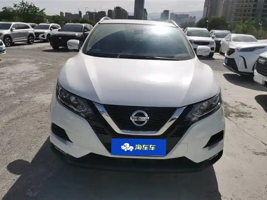 Nissan Qashqai — фото 9