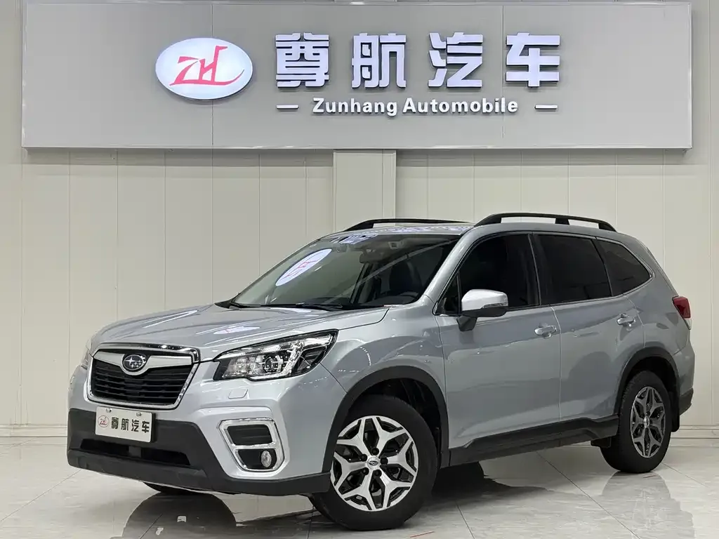Subaru Forester — фото 1