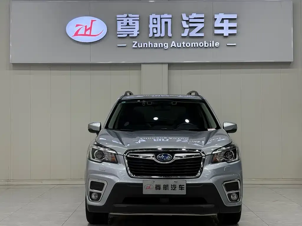 Subaru Forester — фото 4
