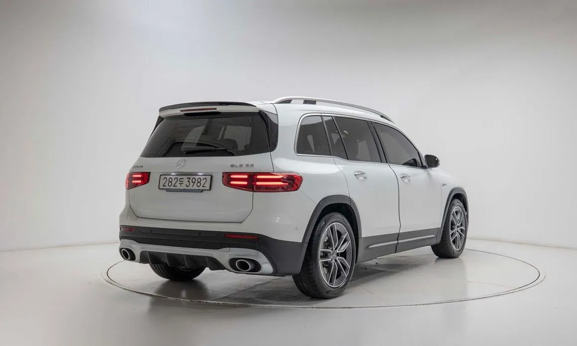 Mercedes-Benz GLB-Class — фото 2