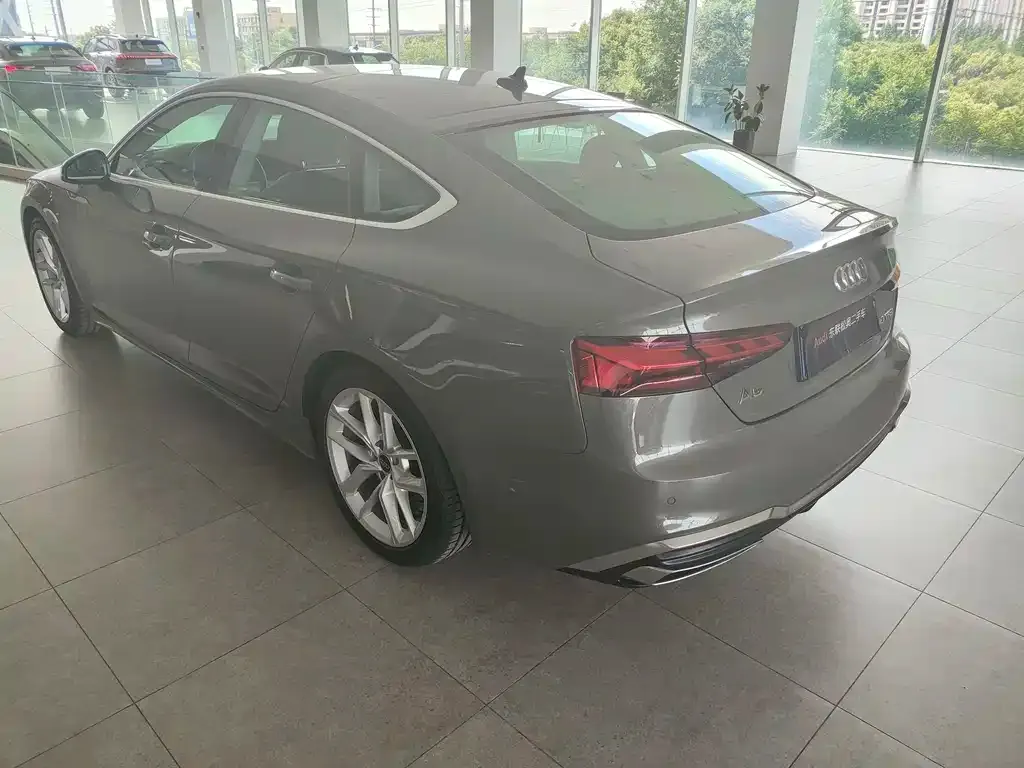 Audi A5 (Import) — фото 2