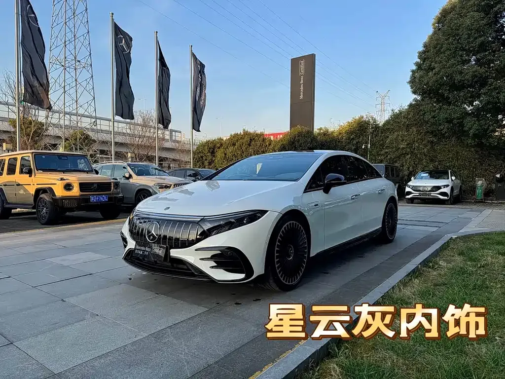 Mercedes-Benz EQS AMG — фото 1