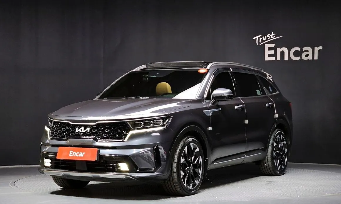 Kia Sorento — фото 1