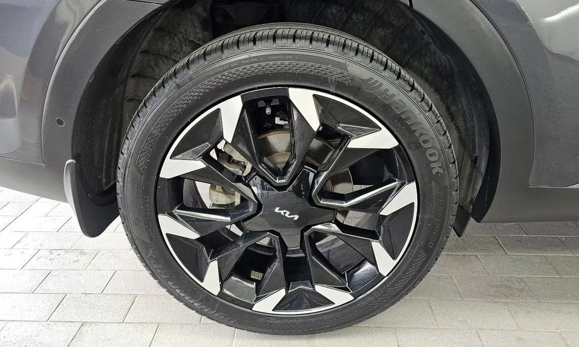 Kia Sorento — фото 10