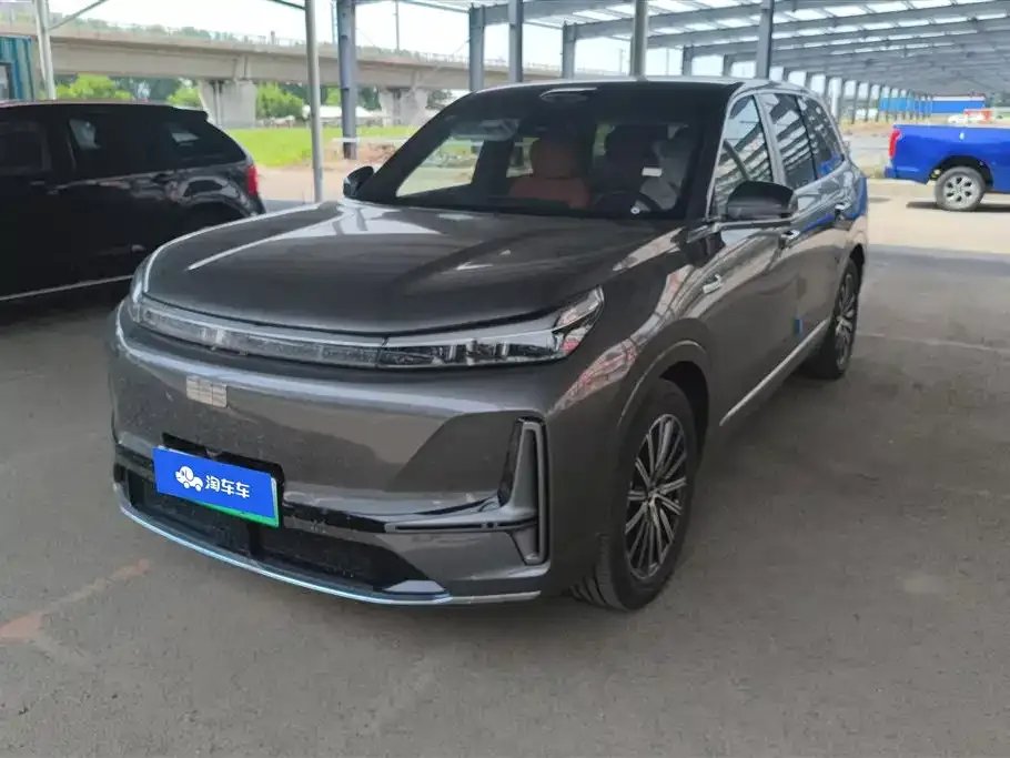 Geely Galaxy M9 — фото 1