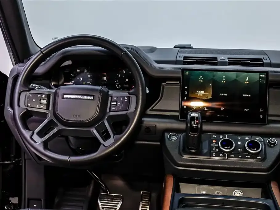 Land Rover Defender — фото 10
