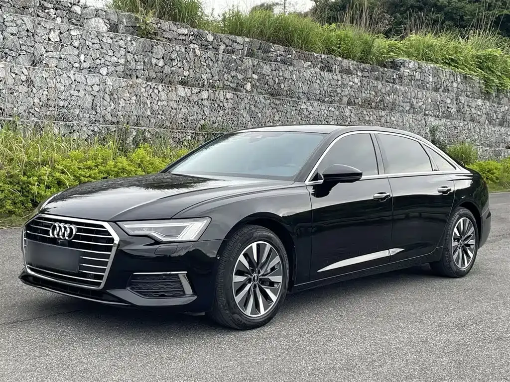 Audi A6L — фото 9