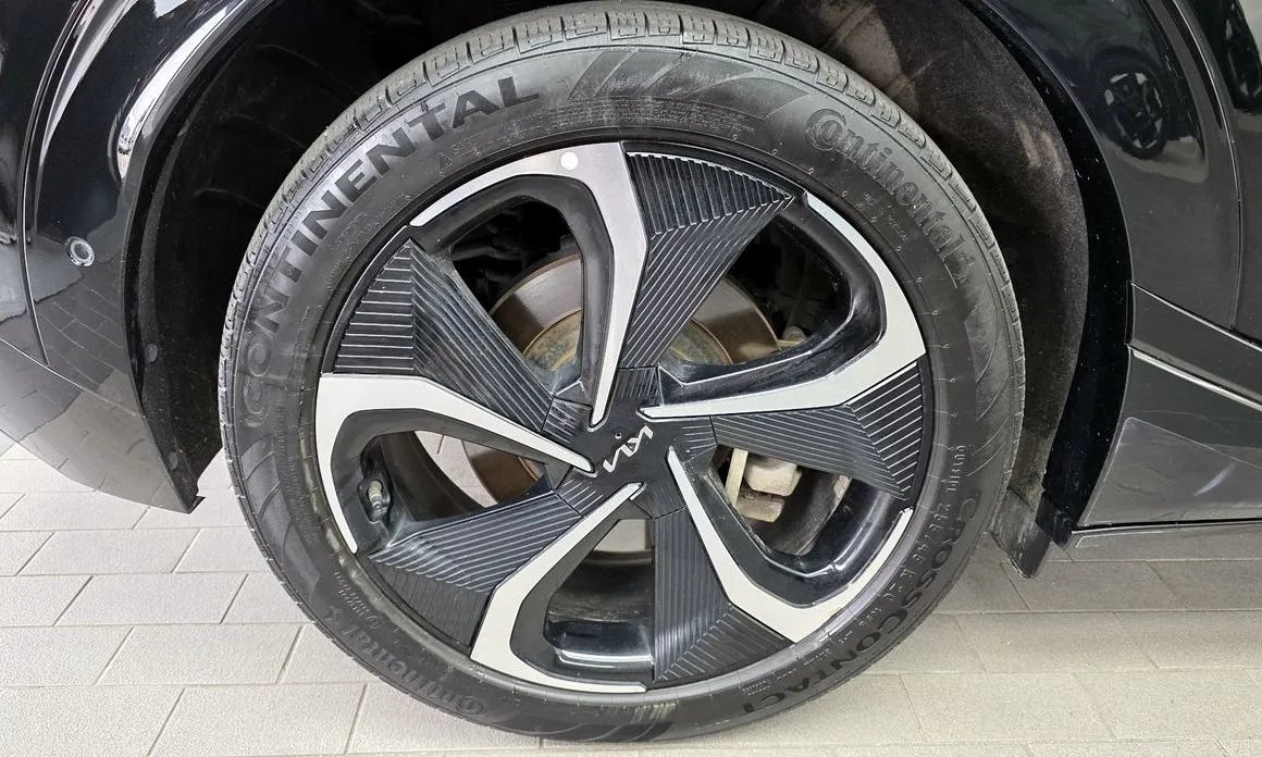 Kia EV6 — фото 10