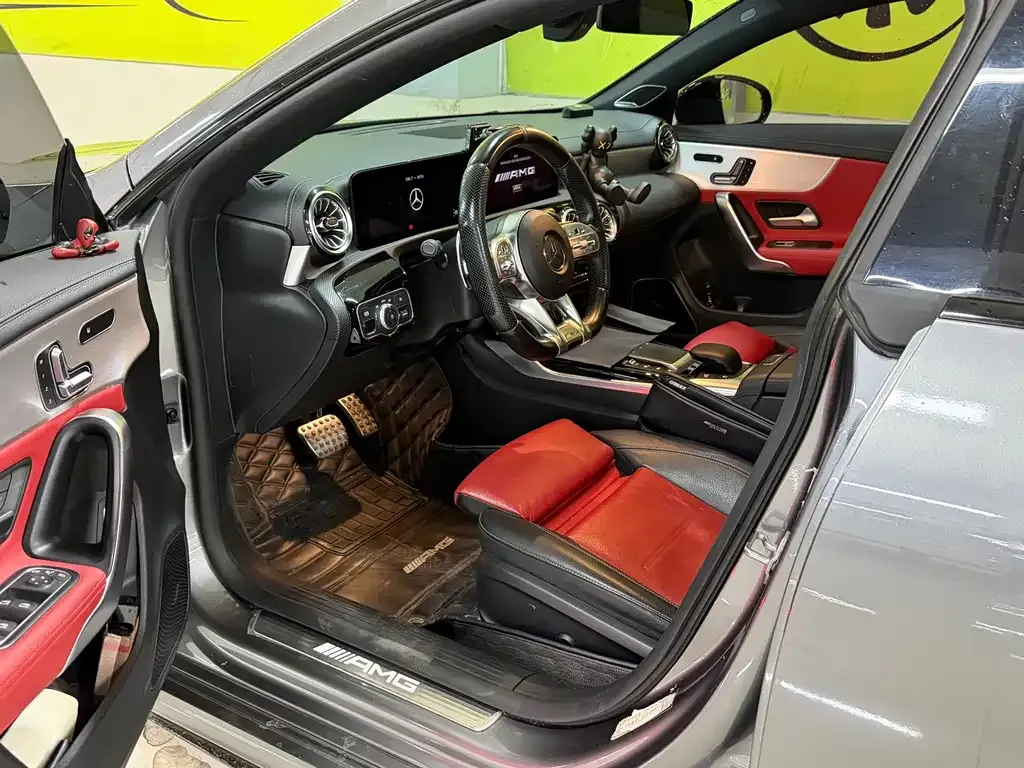 Mercedes-Benz CLA AMG — фото 7