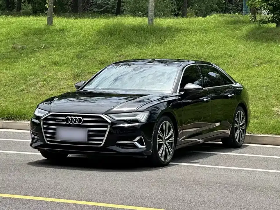 Audi A6L — фото 10