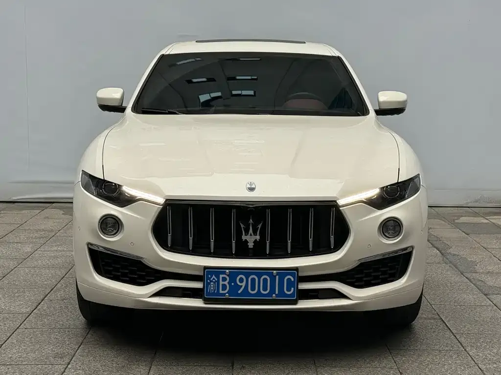 Maserati Levante — фото 5