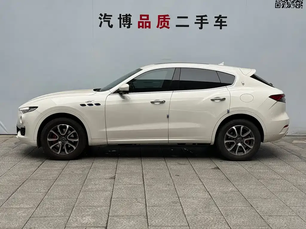 Maserati Levante — фото 2