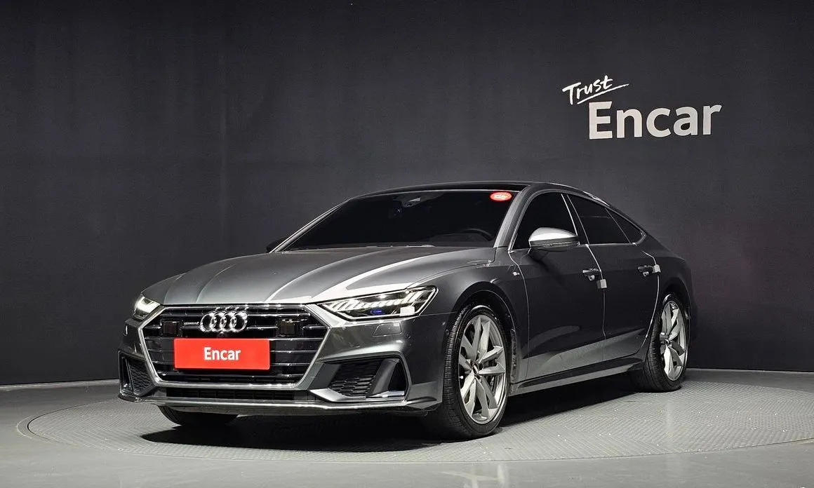 Audi A7 — фото 1
