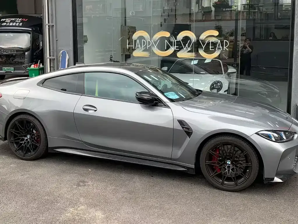 BMW M4 — фото 9