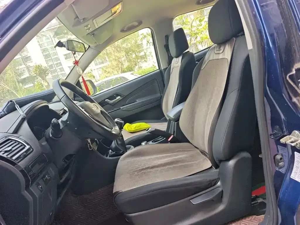 Isuzu Lingtuo — фото 10