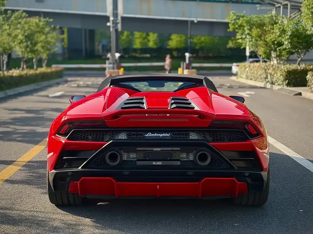Lamborghini Huracan — фото 10