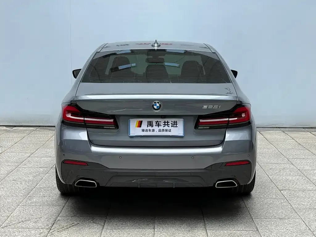 BMW 5 Series (Import) — фото 2