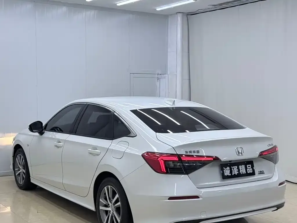Honda Civic — фото 2
