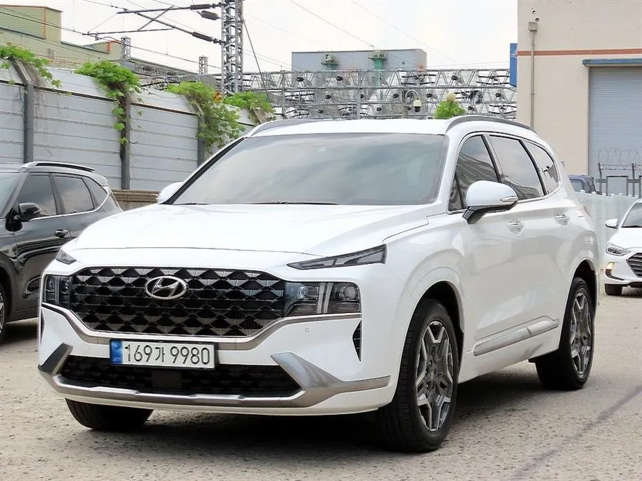 Hyundai Santafe — фото 1
