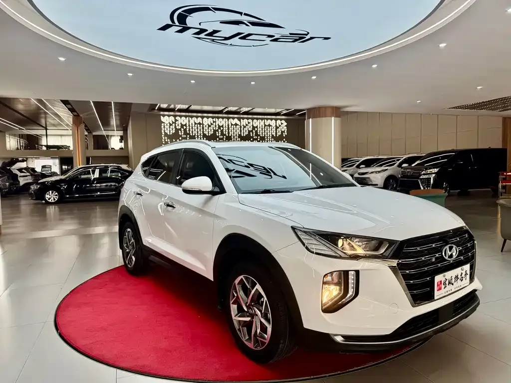 Hyundai Tucson — фото 7