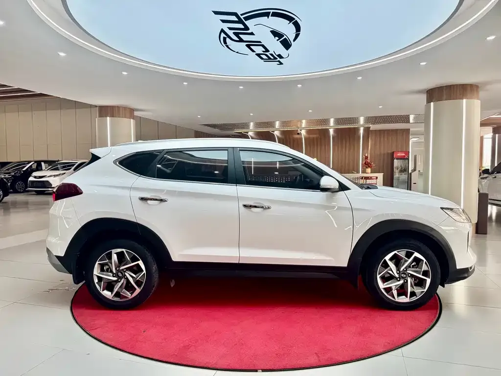 Hyundai Tucson — фото 4