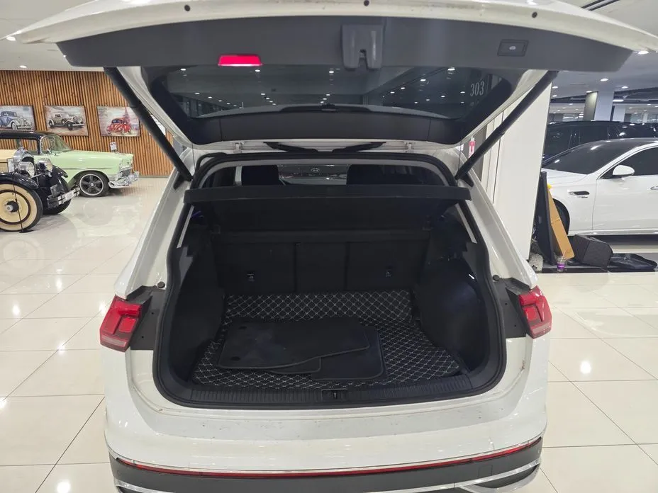 Volkswagen Tiguan — фото 3