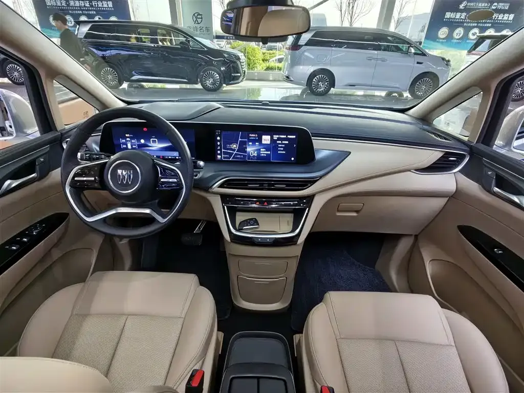 Buick GL8 Hybrid — фото 6