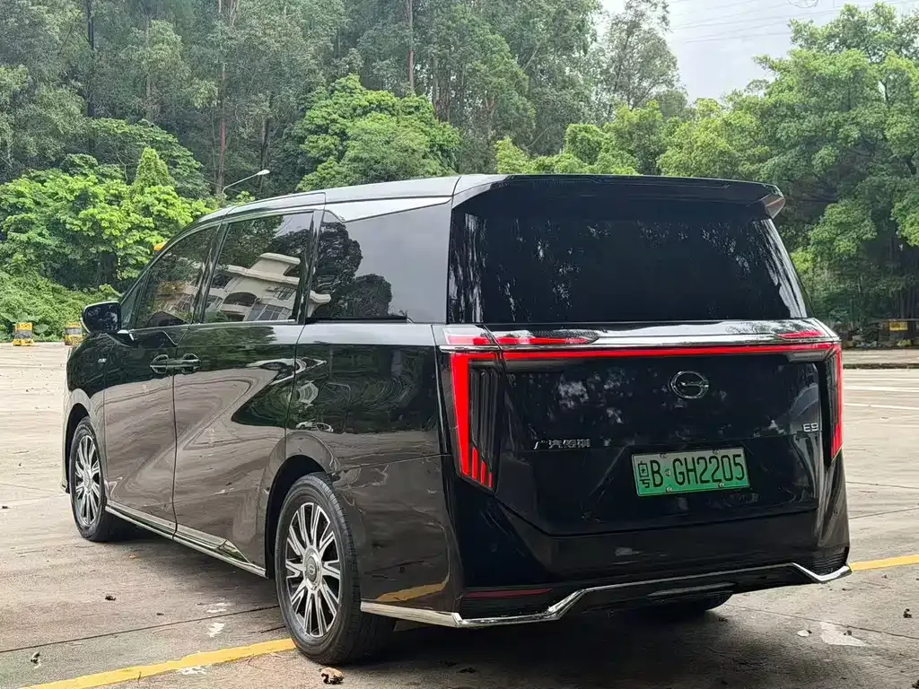 GAC Motor Trumpchi E9 — фото 10