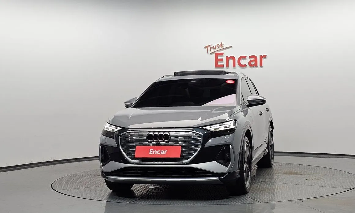Audi Q4 e-tron — фото 3