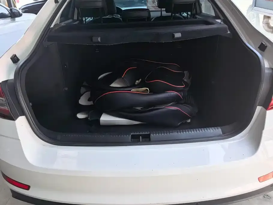 Skoda Octavia — фото 3