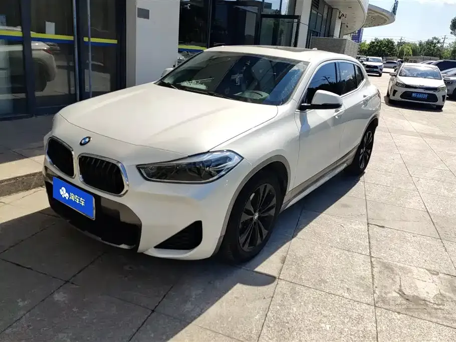 BMW X2 — фото 1