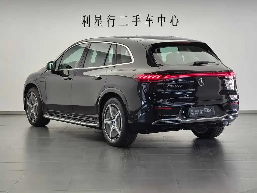 Mercedes-Benz EQS SUV — фото 4
