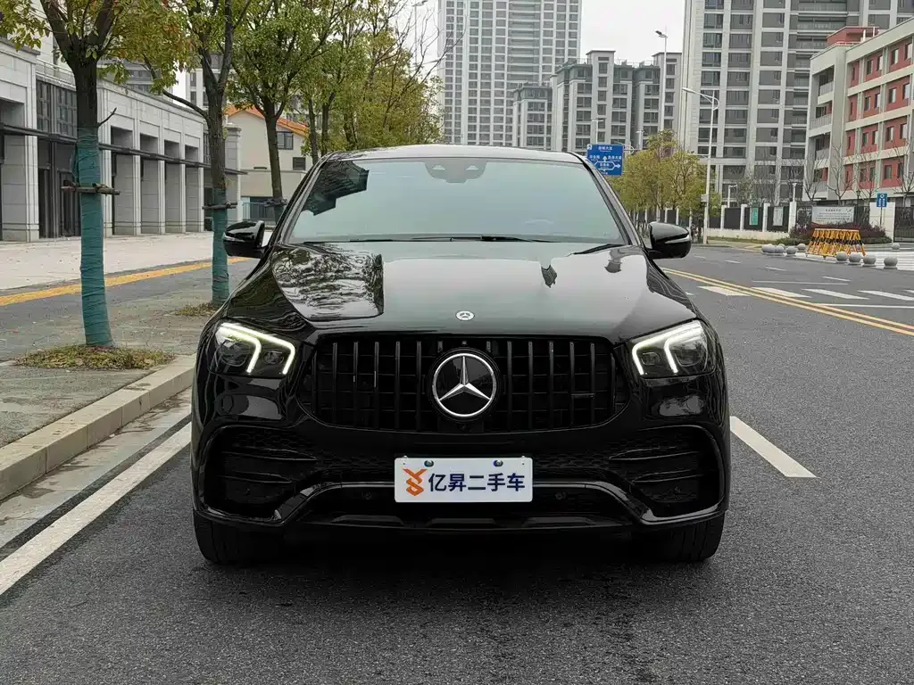 Mercedes-Benz GLE Coupe AMG — фото 9
