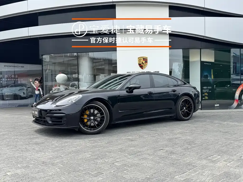 Porsche Panamera — фото 1