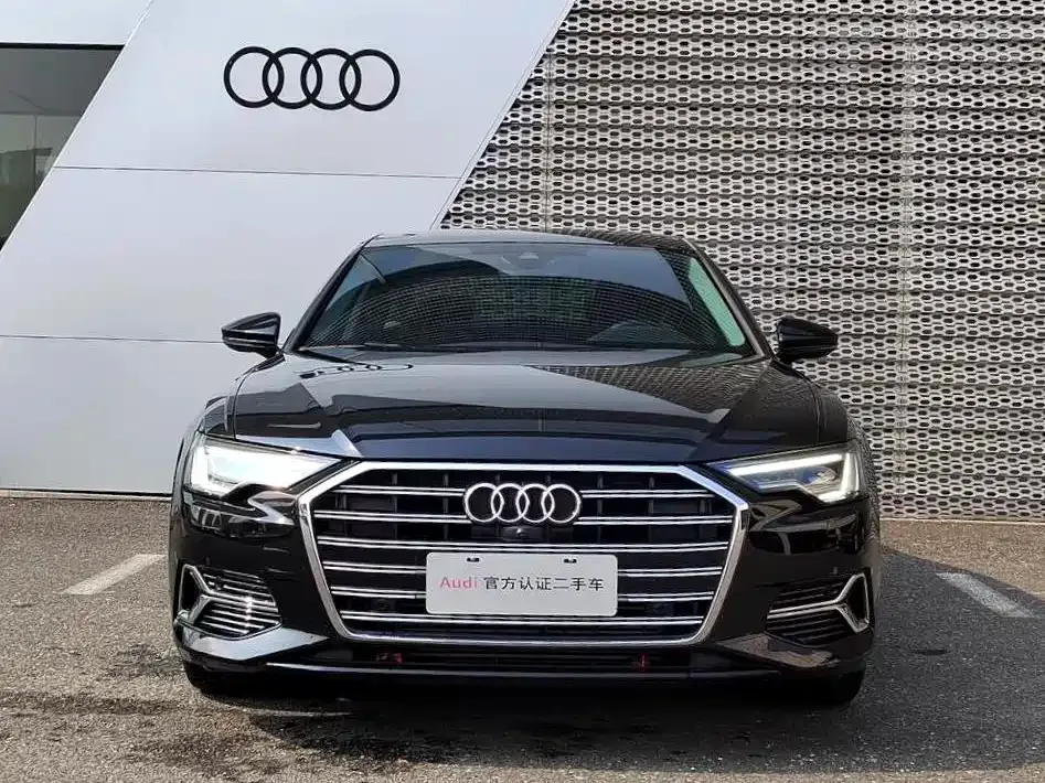 Audi A6L — фото 10