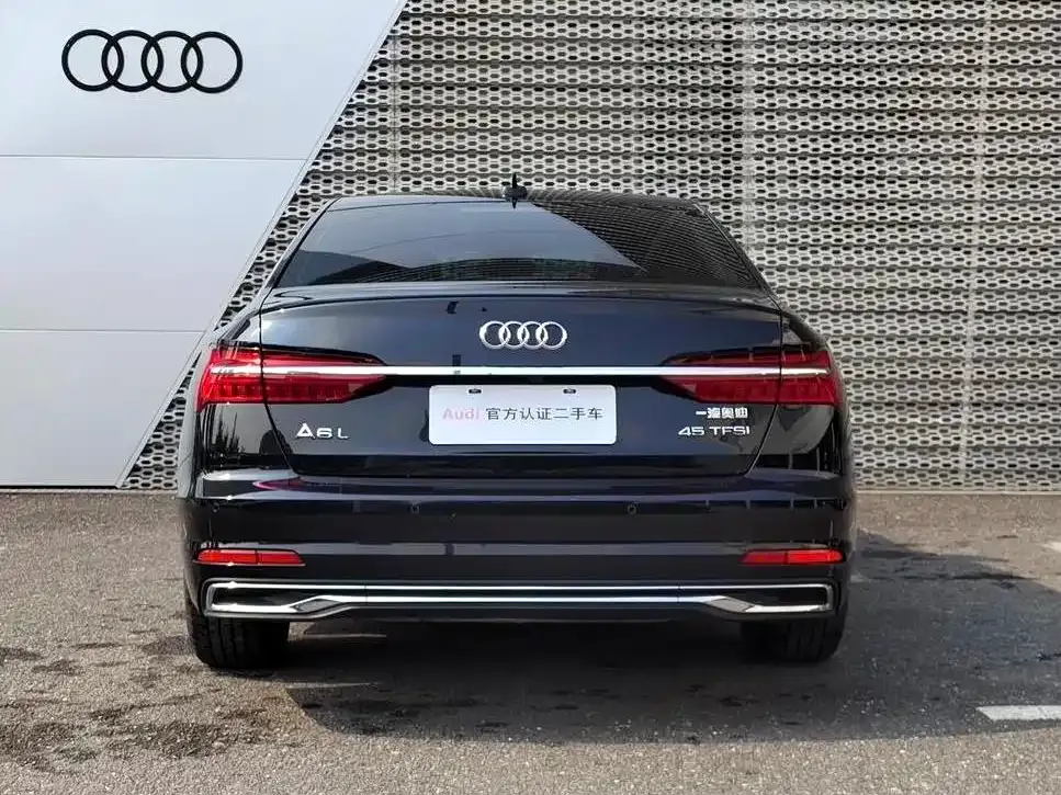 Audi A6L — фото 6