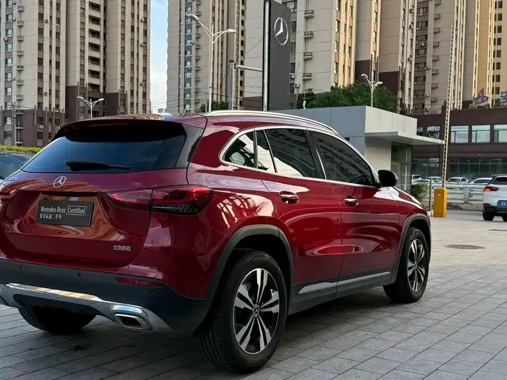 Mercedes-Benz GLA — фото 6