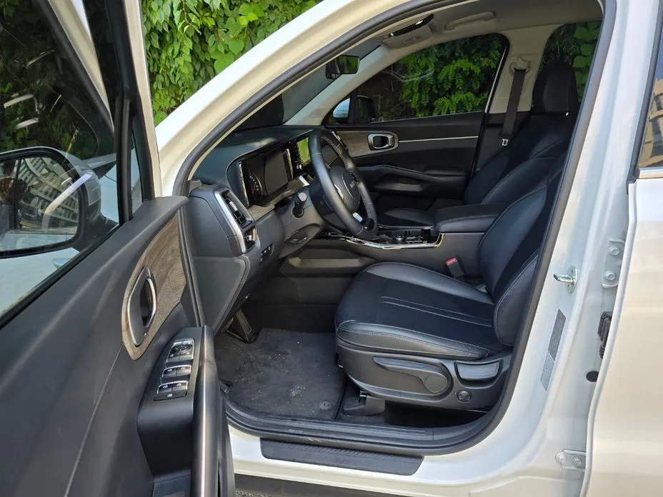 Kia Sorento — фото 5