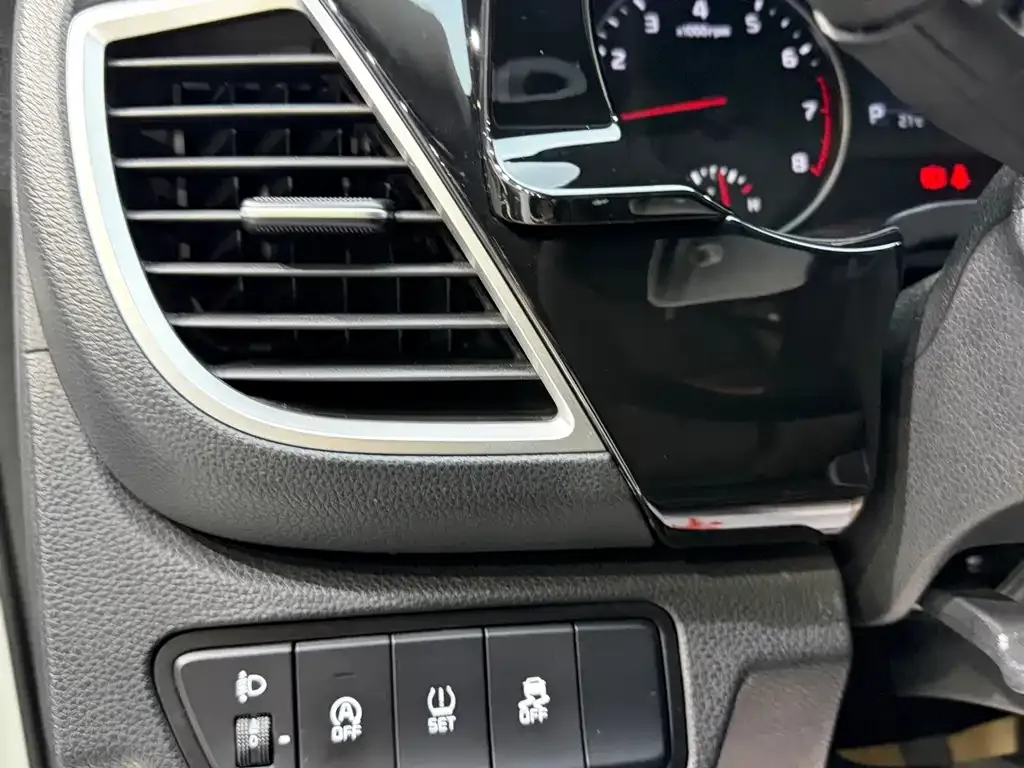 Kia KX3 — фото 9