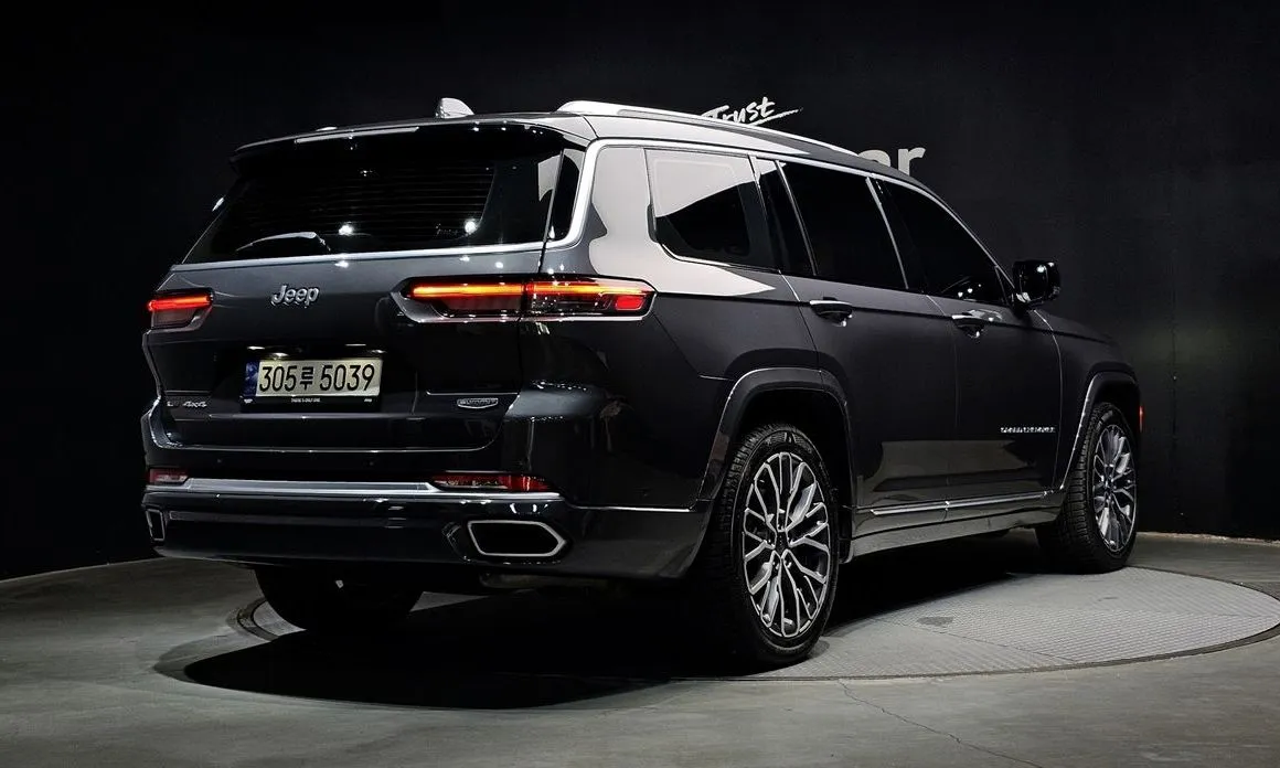 Jeep Cherokee — фото 4
