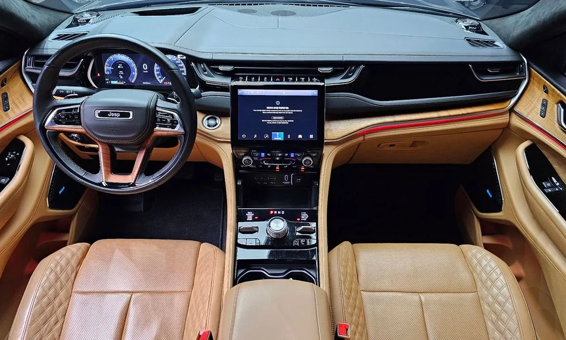 Jeep Cherokee — фото 9