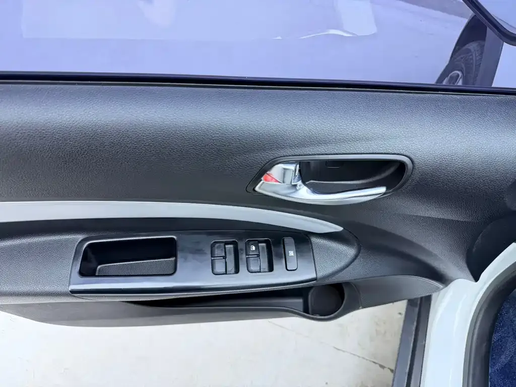 Kia KX1 — фото 3