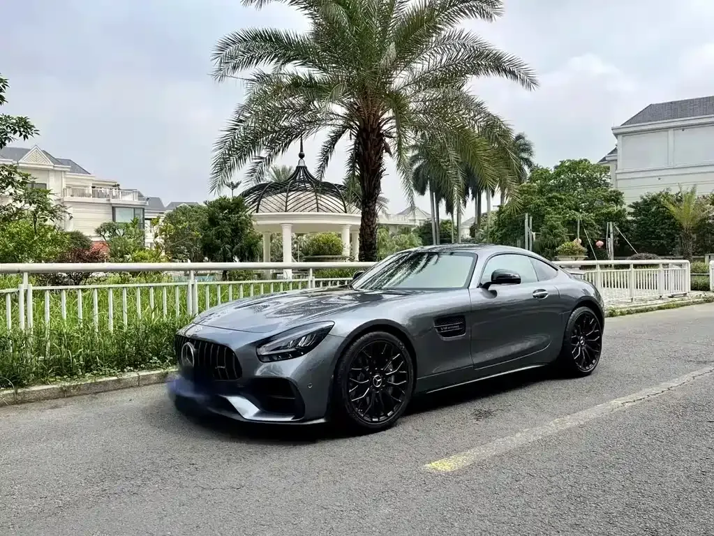 Mercedes-Benz AMG GT — фото 1