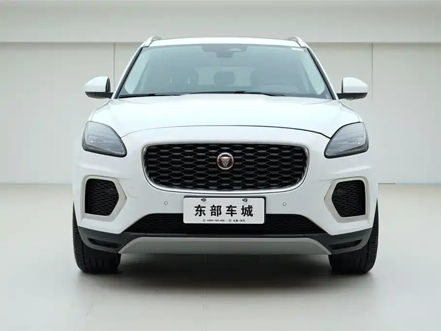 Jaguar E-PACE — фото 4